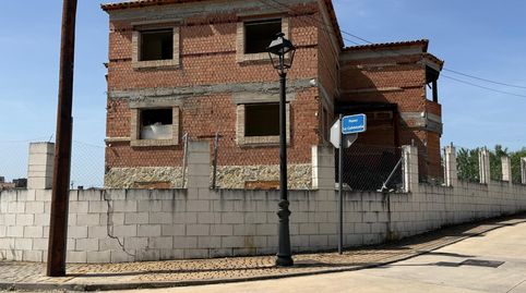 Foto 2 de Casa adosada en venda a Yebes - Pueblo, Yebes