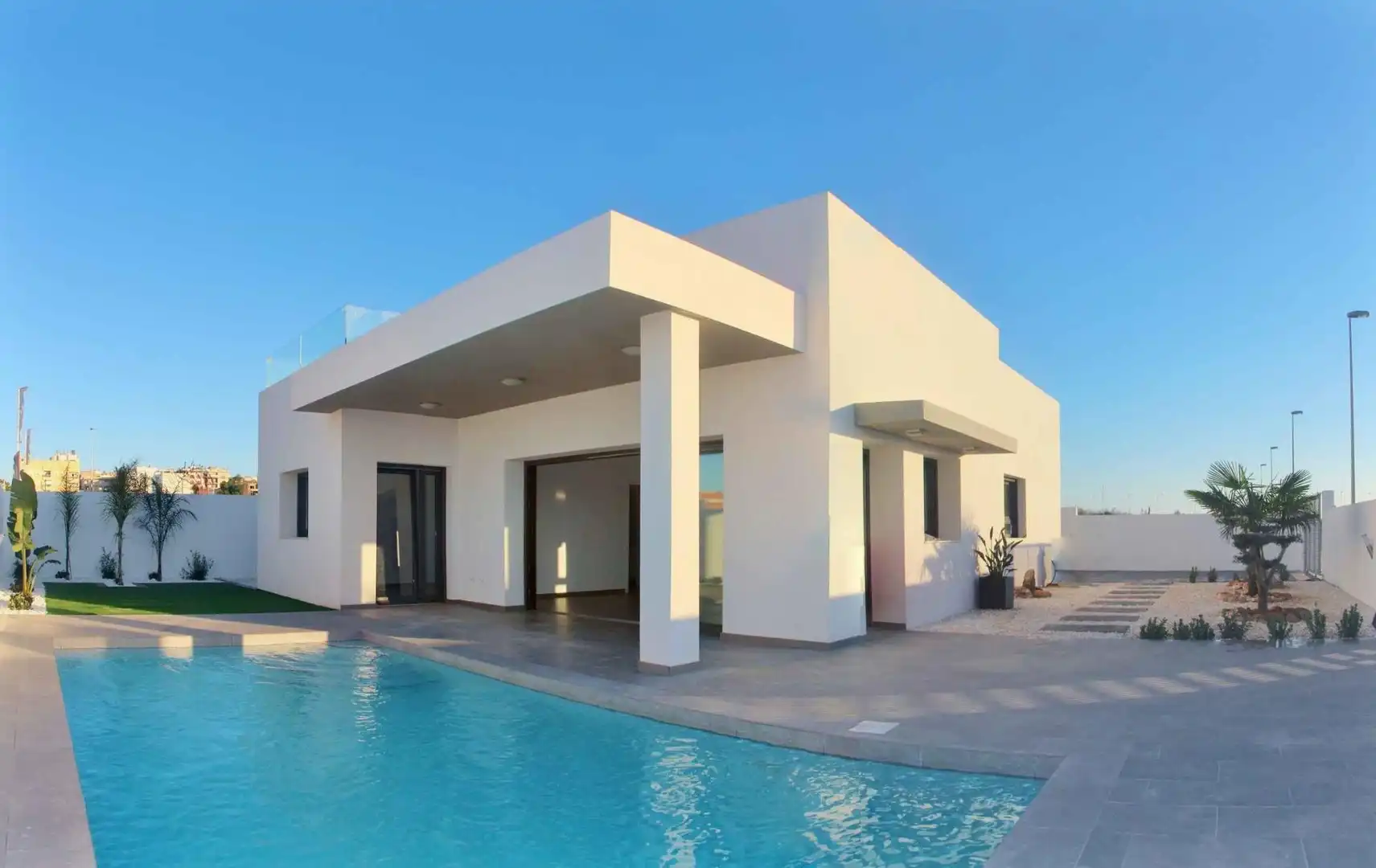 Villa con piscina in vendita a Rafal