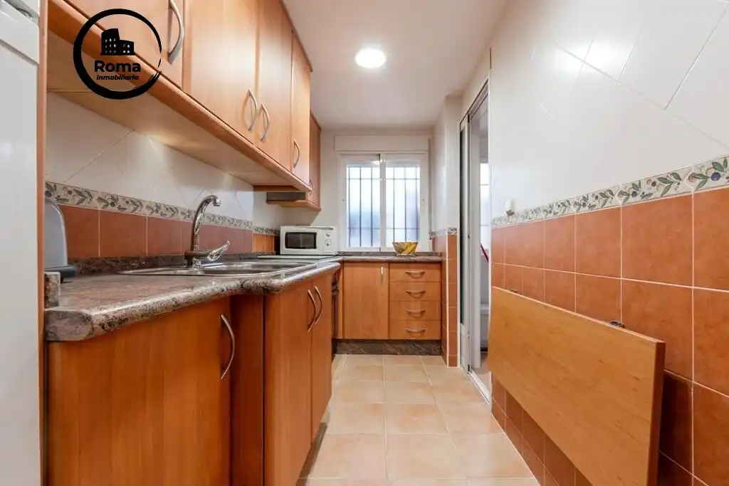 Piso con terraza en venta en Calle Calle Almona Vieja 7, imagen 2