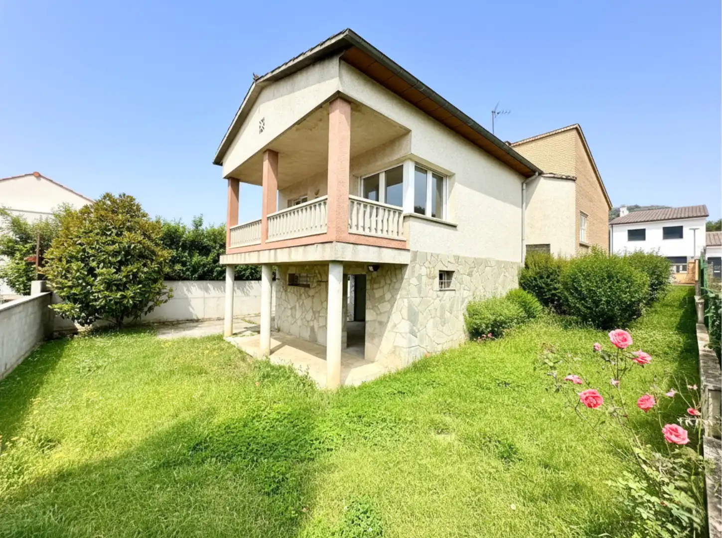 Vista exterior de Casa o chalet en venta en Sant Vicenç de Torelló con Calefacción, Jardín privado y Terraza
