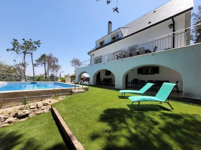 Casa-chalet en Venta en Salud y Alegría - El Lago