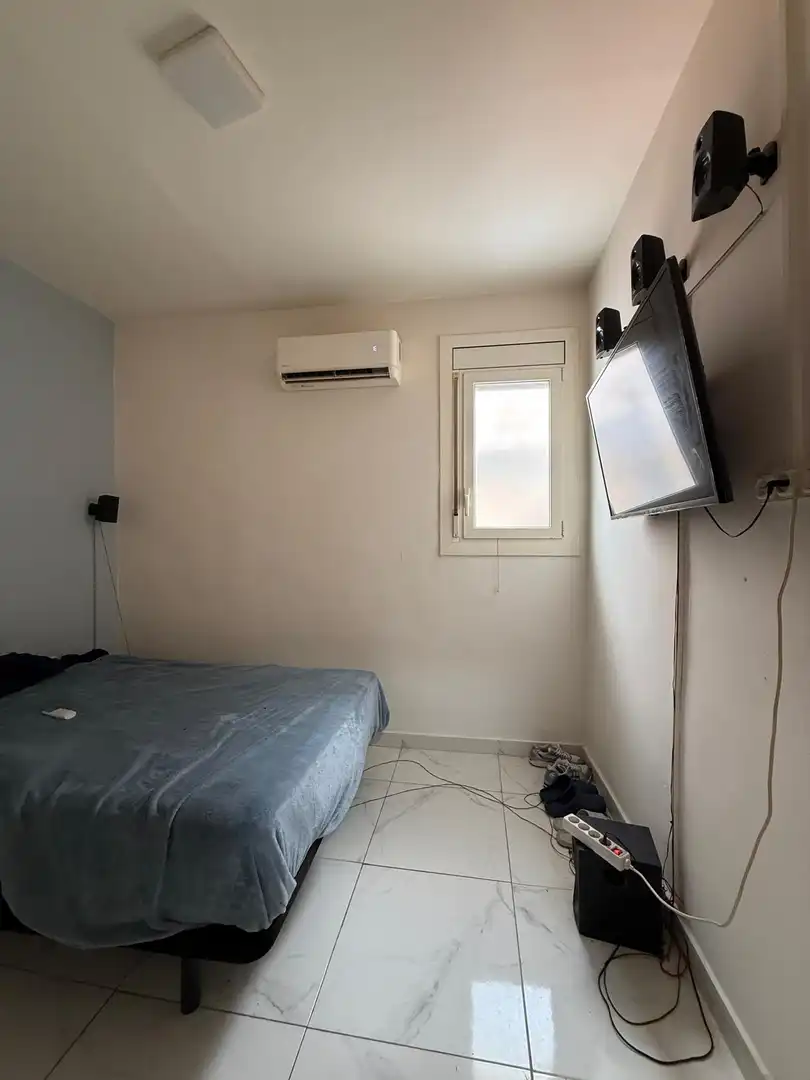 Bedroom of Flat for sale in L'Hospitalet de Llobregat  with Terrace