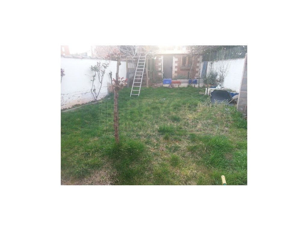 Casa o xalet en venda en Alesanco amb Jardí privat i Balcó