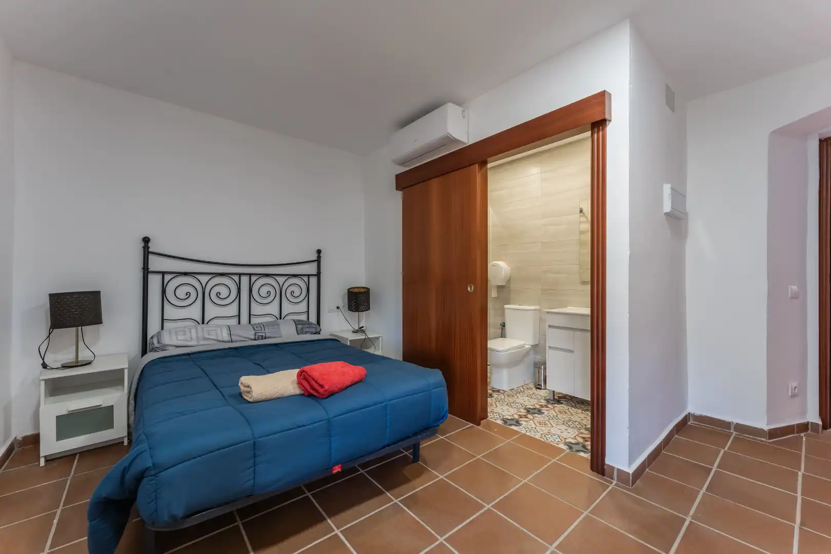 Dormitori de Casa o xalet en venda en Bigues i Riells del Fai amb Aire condicionat, Calefacció i Jardí privat