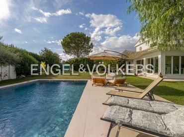 Haus mit Pool zum Verkauf in Valencina de la Concepción