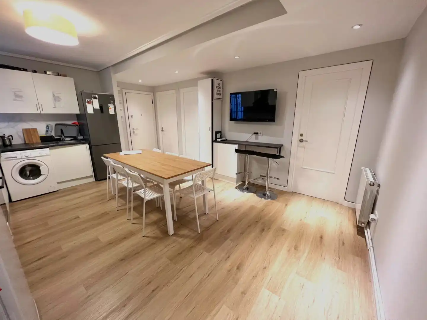 Esszimmer von Wohnung zur untervermieten in Quatre Carreres
