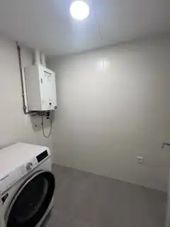 Badezimmer von Wohnung zum Verkauf in Oleiros mit Heizung, Privatgarten und Abstellraum