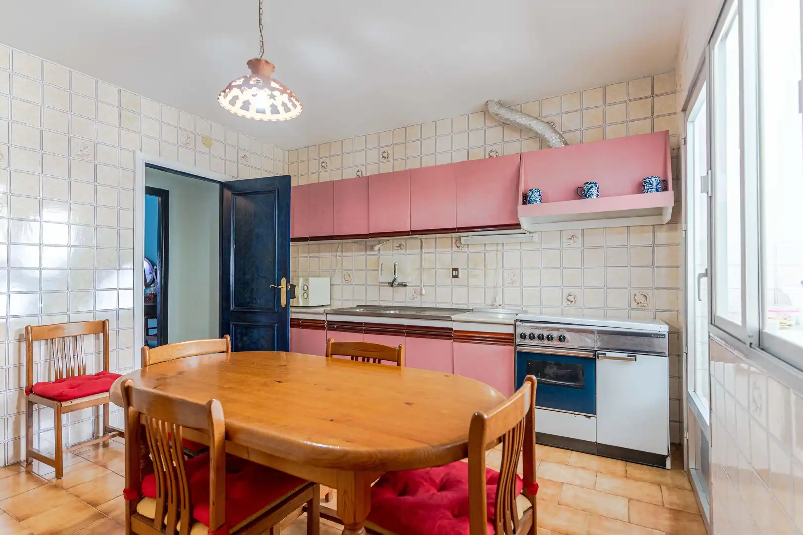 Cuina de Apartament en venda en La Taha amb Rentadora i Balcó