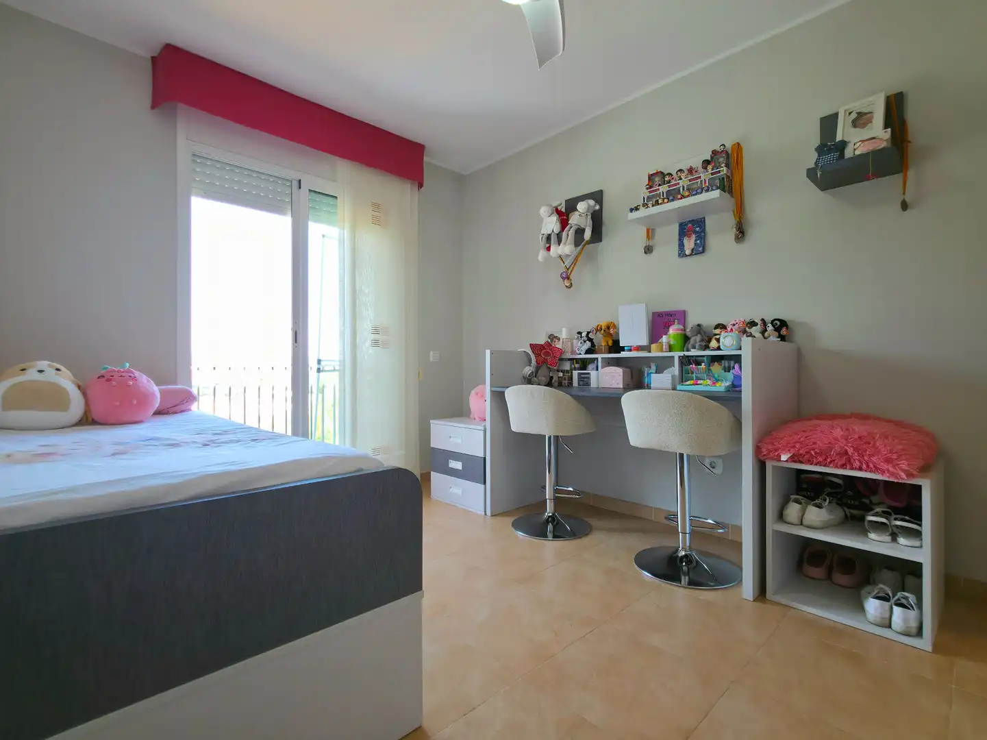 Habitación de Casa o chalet en venta en Abrera con Aire acondicionado, Calefacción y Jardín privado
