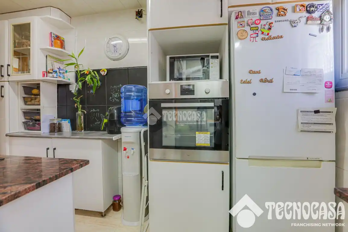 Kitchen of Flat for sale in Terrassa  with Heating and Balcony