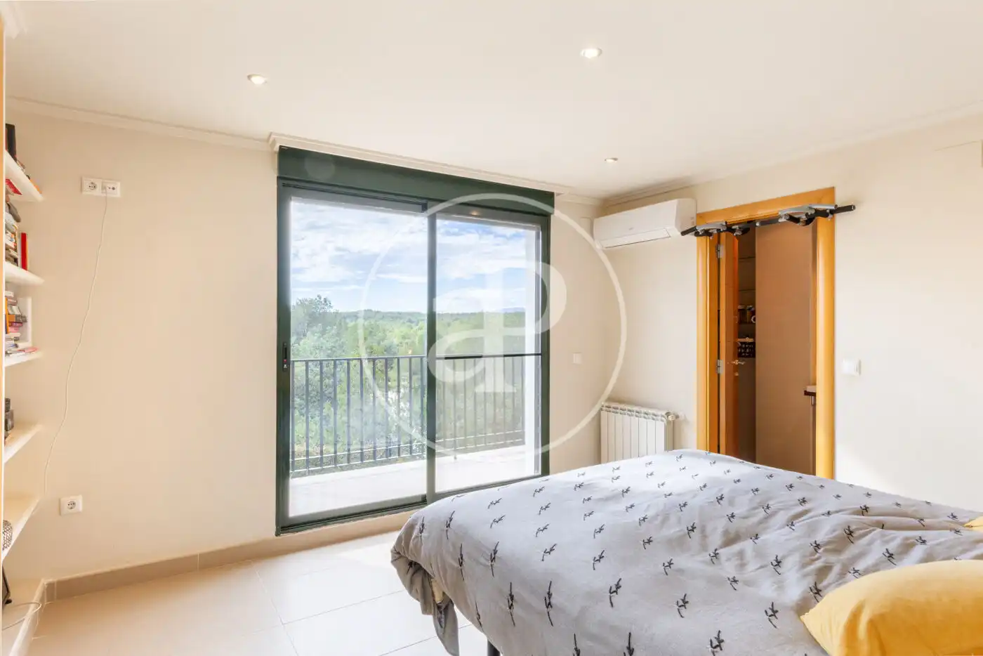 Habitación de Finca rústica en venta en Torrent con Aire acondicionado, Calefacción y Jardín privado