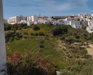 Vista exterior de Casa o xalet en venda en Vejer de la Frontera amb Terrassa i Traster