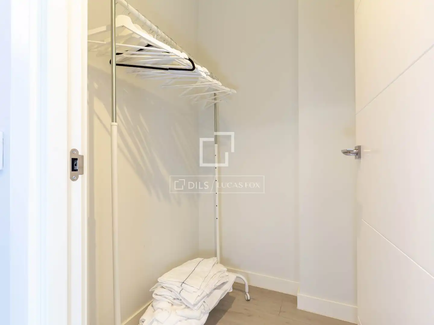 Habitación de Piso de alquiler en Sant Feliu de Llobregat con Aire acondicionado, Terraza y Trastero