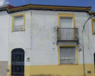 Vista exterior de Pis en venda en Guadalcázar amb Terrassa