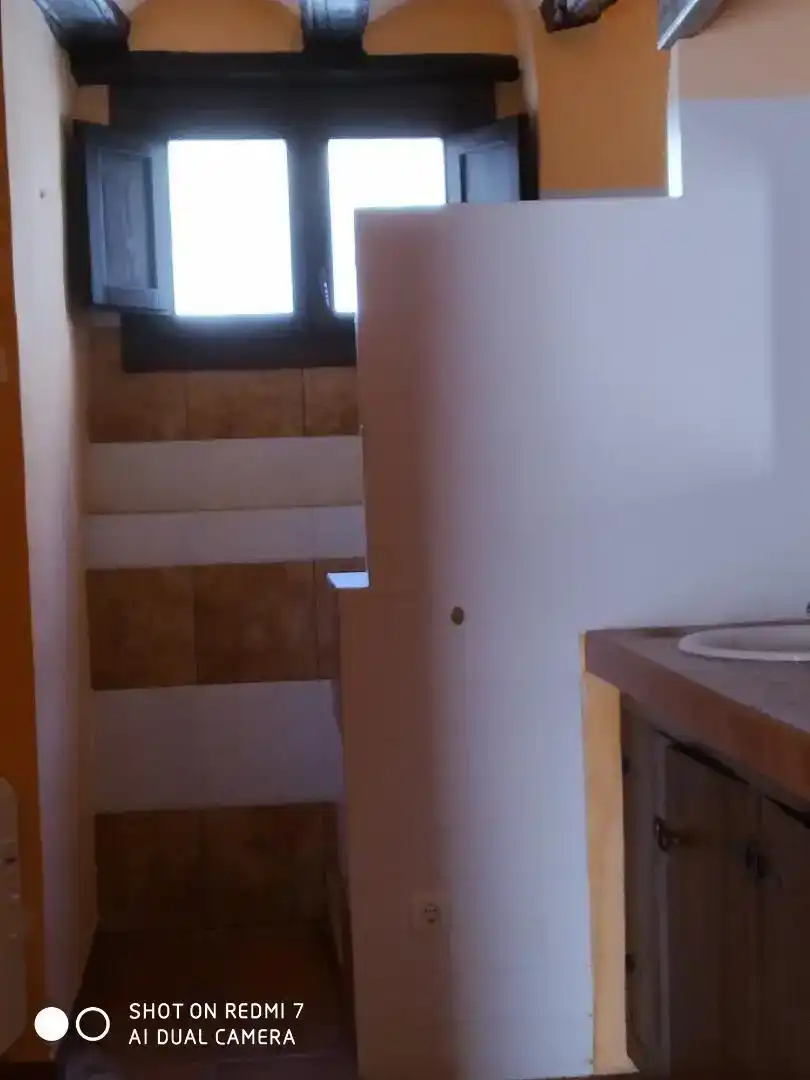 Casa adosada en venda en Castellote amb Parquet, Traster i Moblat