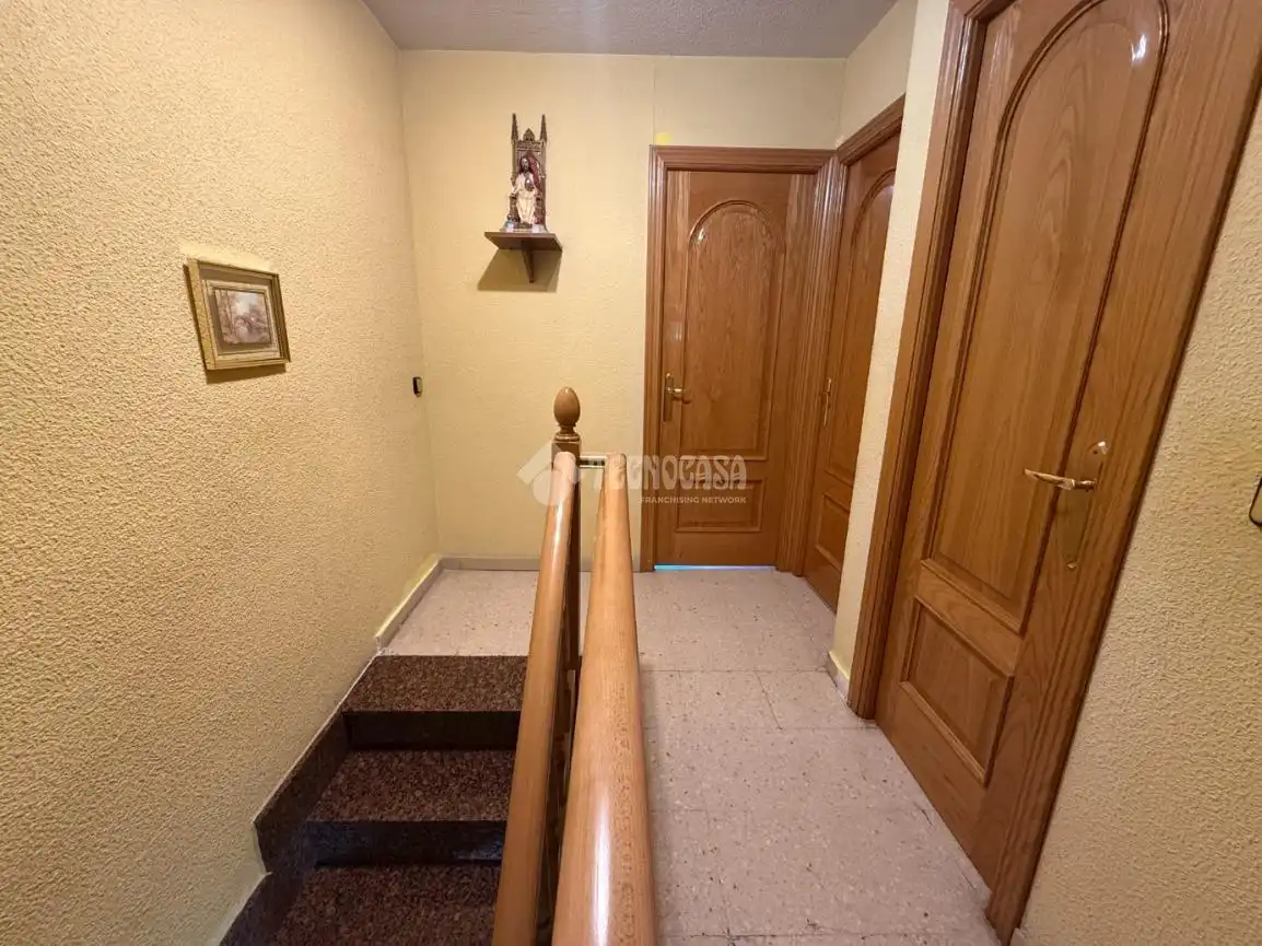 Casa aparellada en venda a Usera, imagen 16