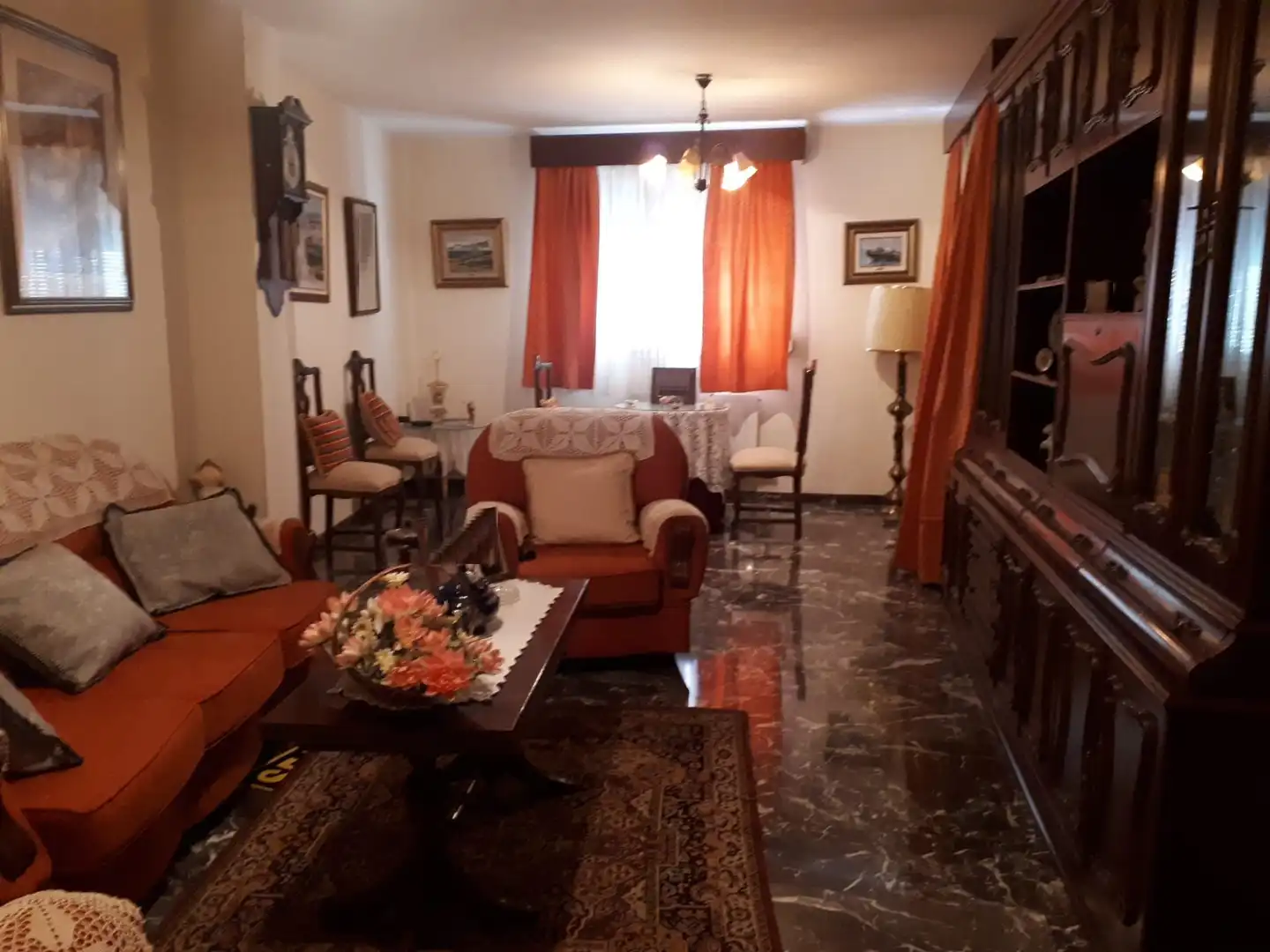 Sala d'estar de Casa o xalet en venda en Jaén amb Aire condicionat, Calefacció i Terrassa