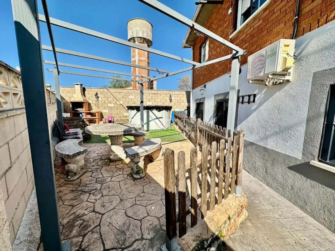 Terrassa de Casa o xalet en venda en Santorcaz amb Calefacció