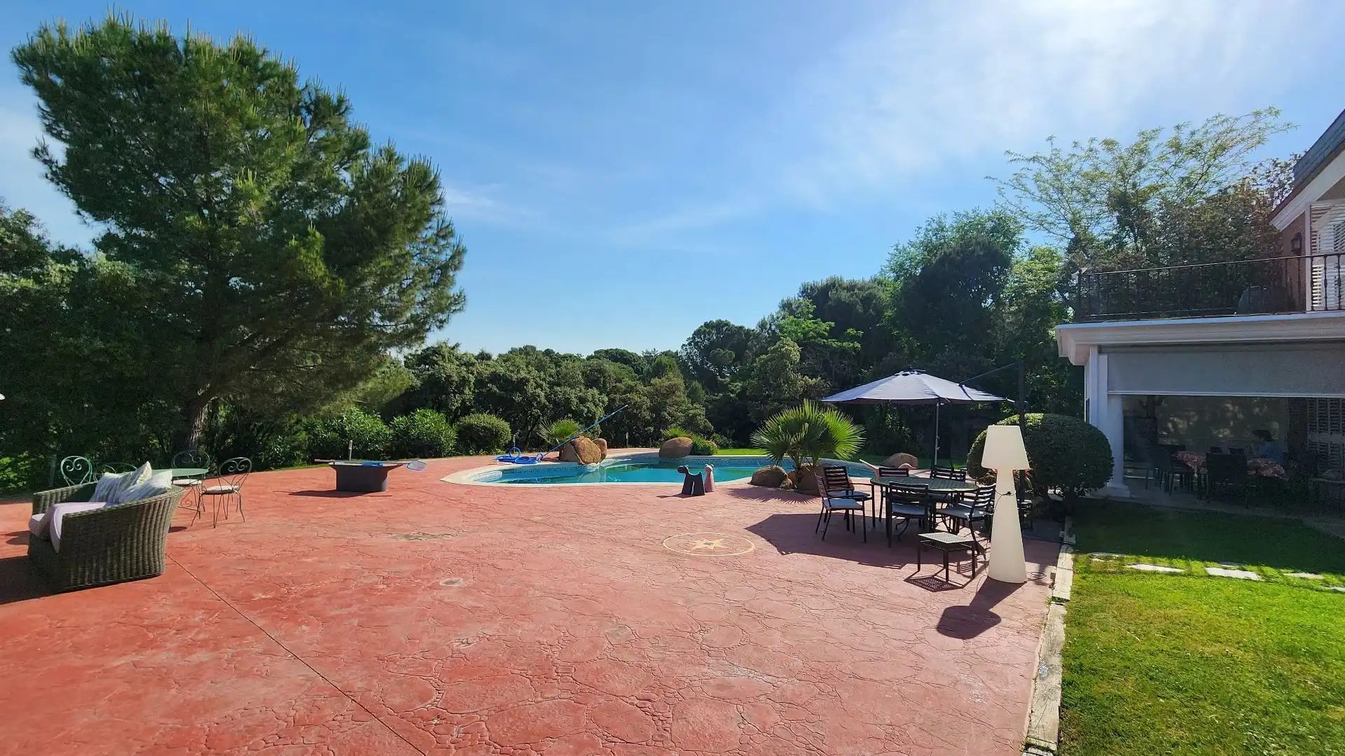 Piscina de Casa o chalet en venta en Villaviciosa de Odón con Aire acondicionado, Calefacción y Terraza