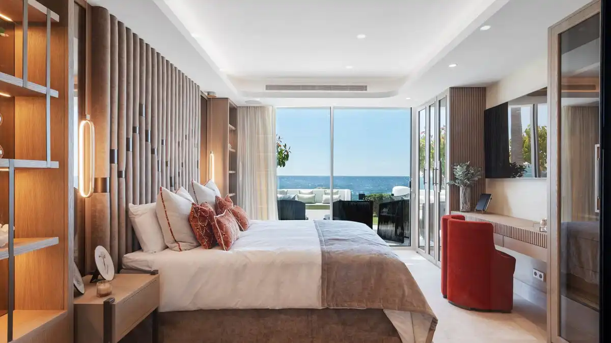 Dormitori de Planta baixa en venda en Marbella amb Aire condicionat, Terrassa i Piscina comunitària