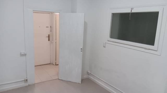 Oficina en Alquiler en PI I MARGALL (DE) en El Camp d'en Grassot i Gràcia Nova