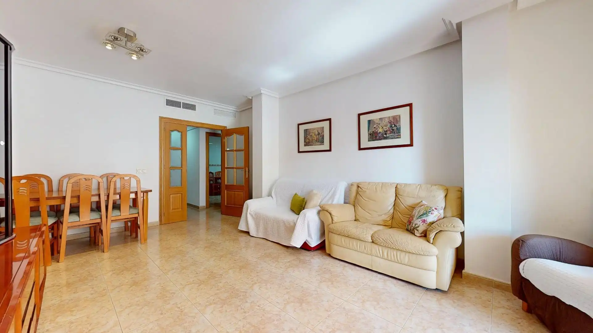 Sala d'estar de Pis en venda en Pilar de la Horadada amb Moblat i Balcó