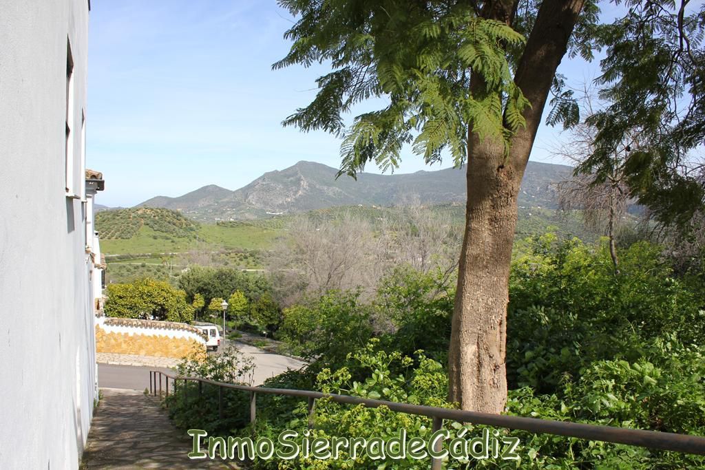 Vista exterior de Casa o xalet en venda en Zahara amb Aire condicionat, Calefacció i Terrassa