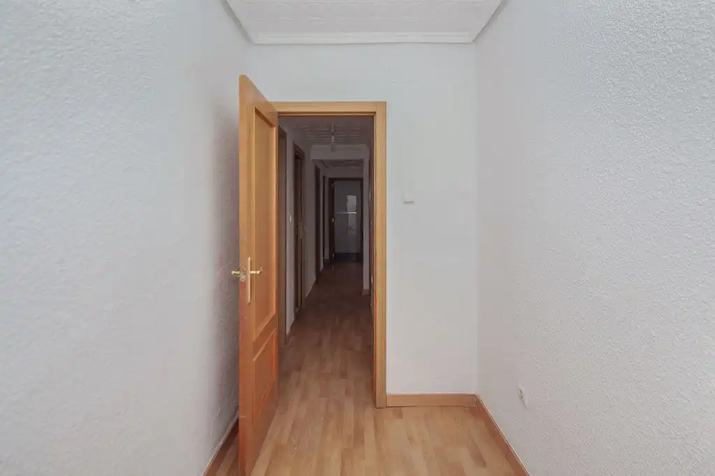 Piso en venta en Avenida de la Paz  