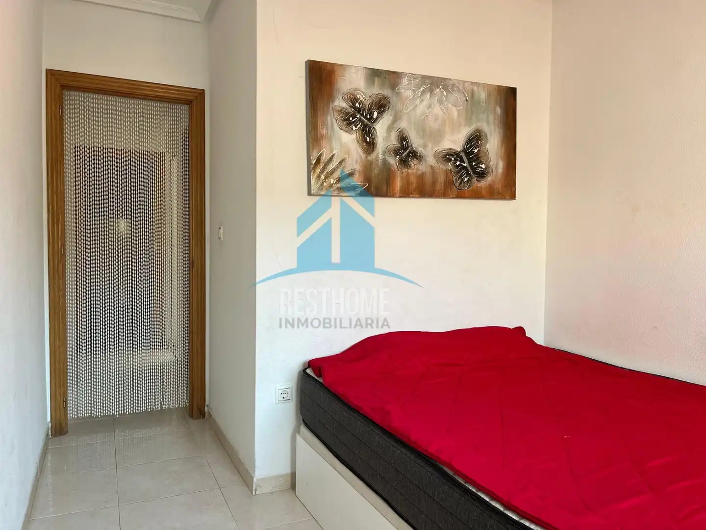 Dormitori de Apartament en venda en Torrevieja amb Aire condicionat, Jardí privat i Terrassa