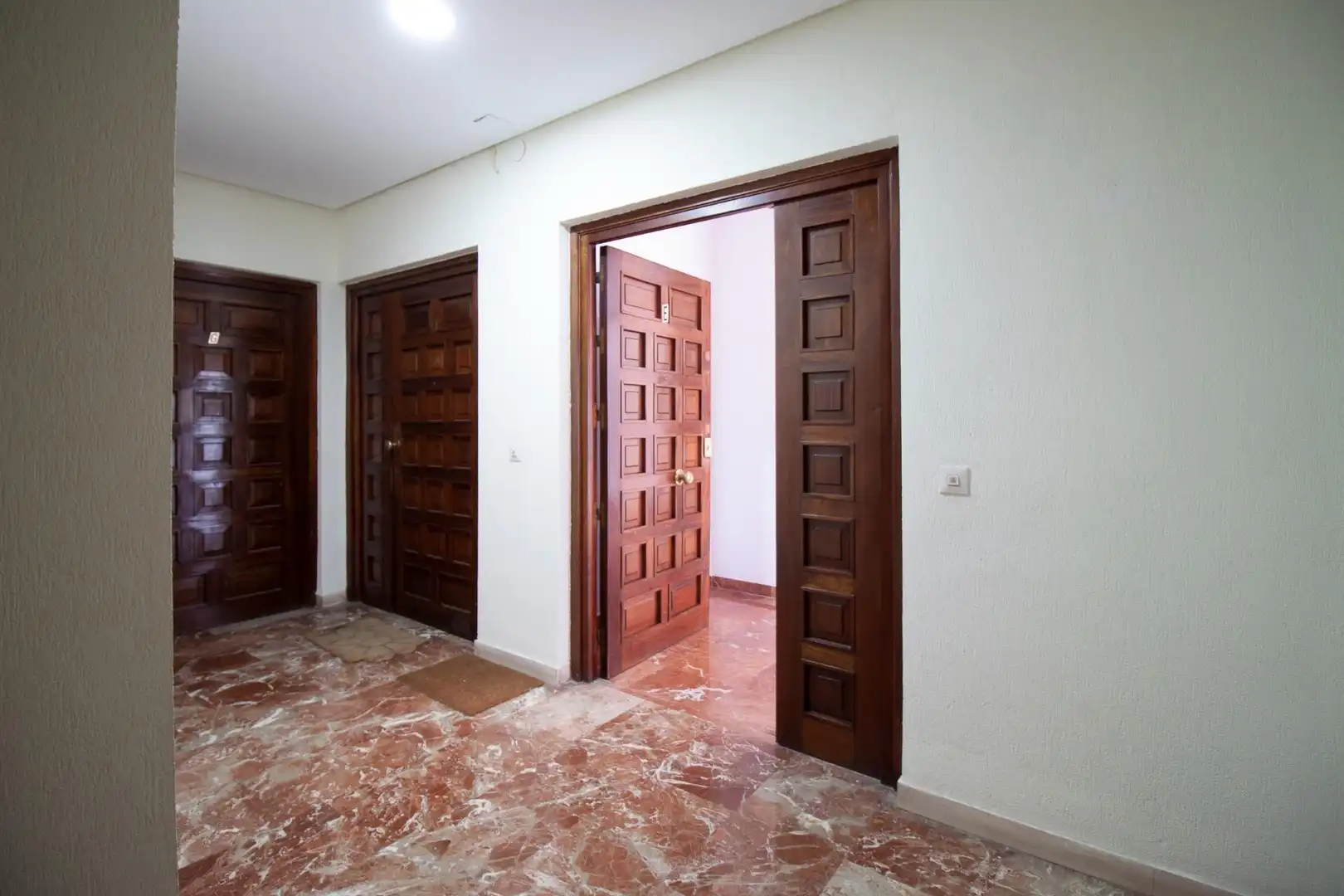 Flat for rent in Sevilla  with Air Conditioner and Heating