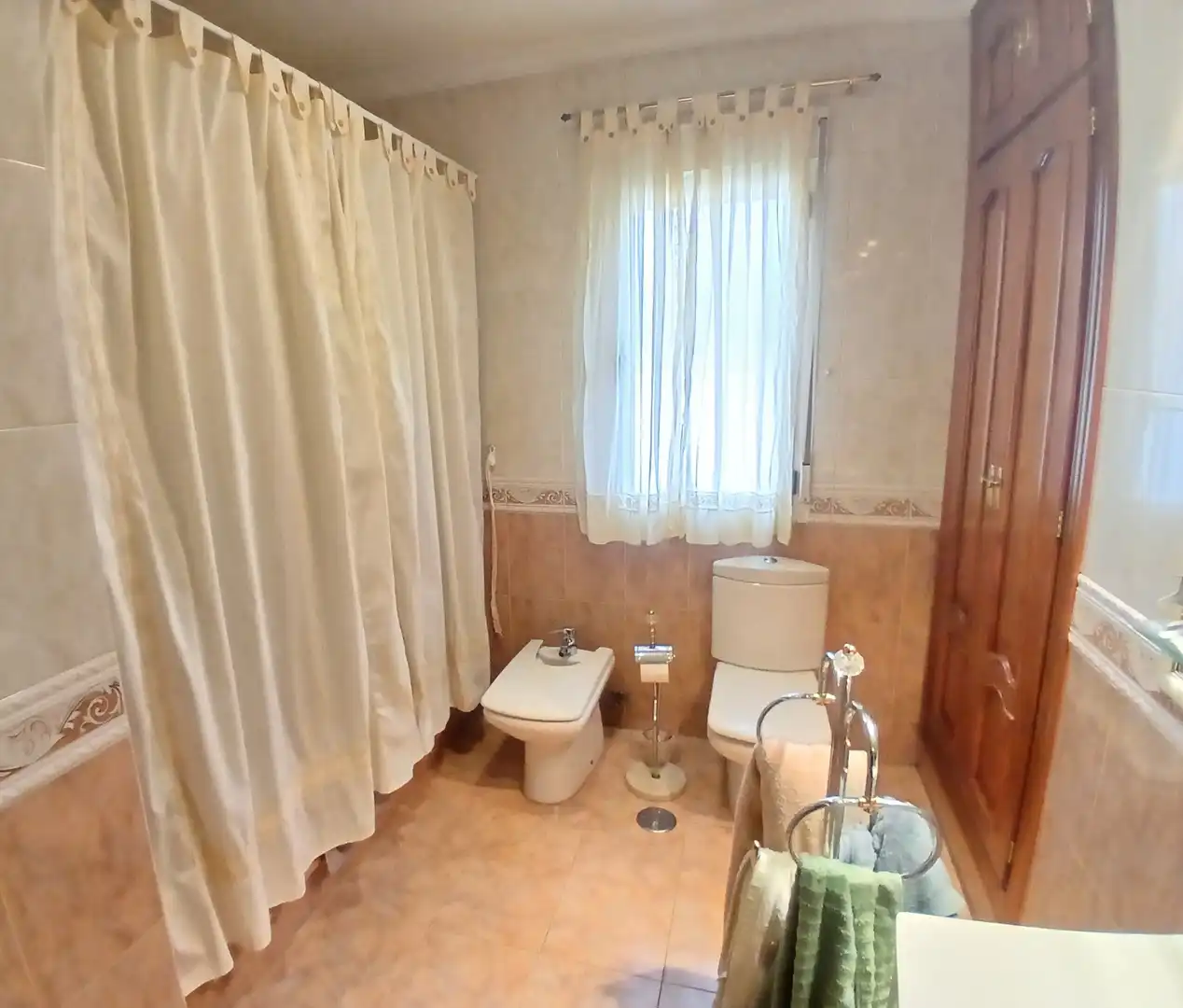 Baño de Casa o chalet en venta en Galapagar con Calefacción, Jardín privado y Horno