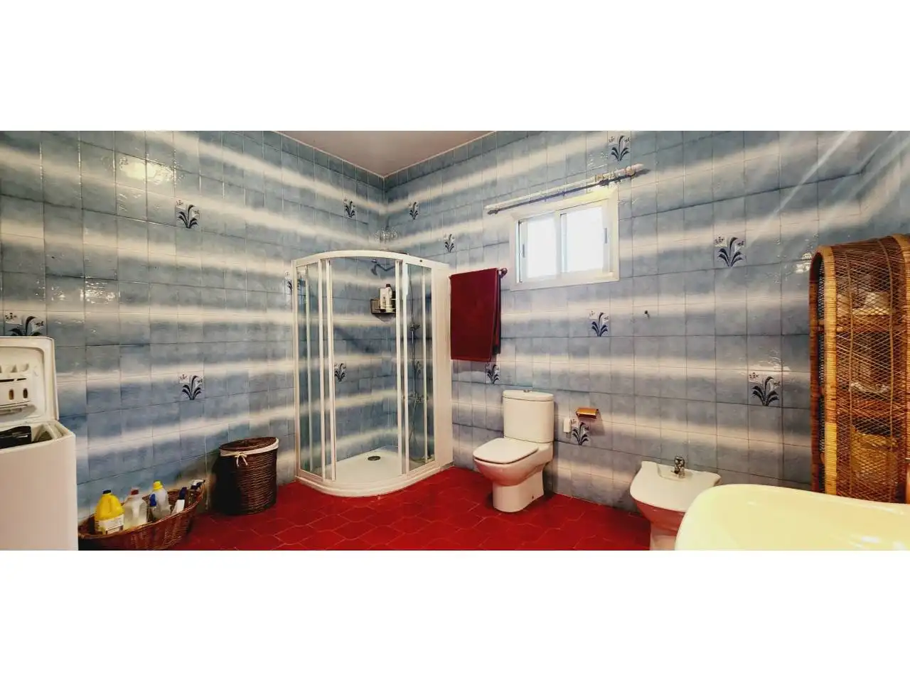Baño de Casa o chalet en venta en Rubí con Calefacción, Jardín privado y Parquet