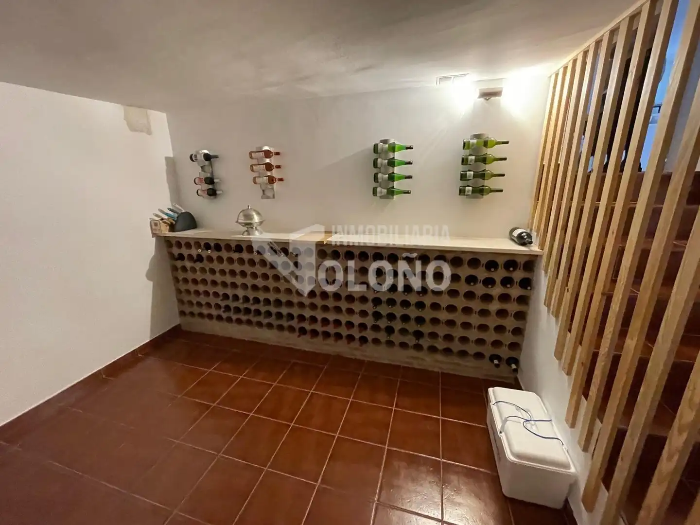 Houses for sale in Anguciana  with Heating, Private garden and Parquet flooring