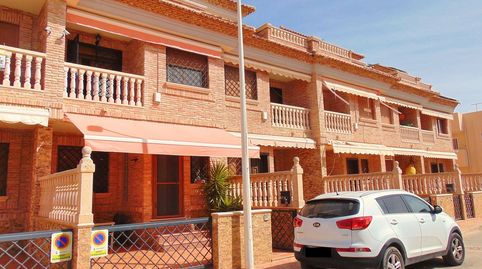 Foto 2 de Casa adosada en venta en Calle Vistabella, 24, El Mojón - Las Salinas, San Pedro del Pinatar