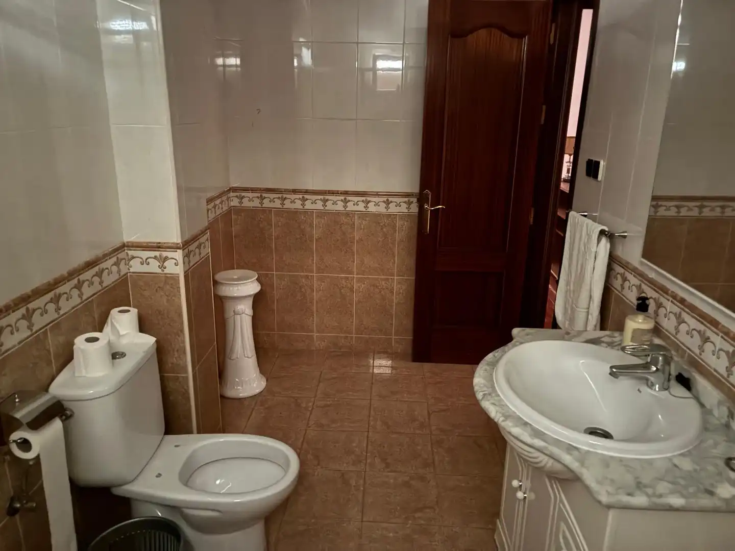 Bathroom of Houses for sale in Málaga  with Terrace, Storage room and Furnished