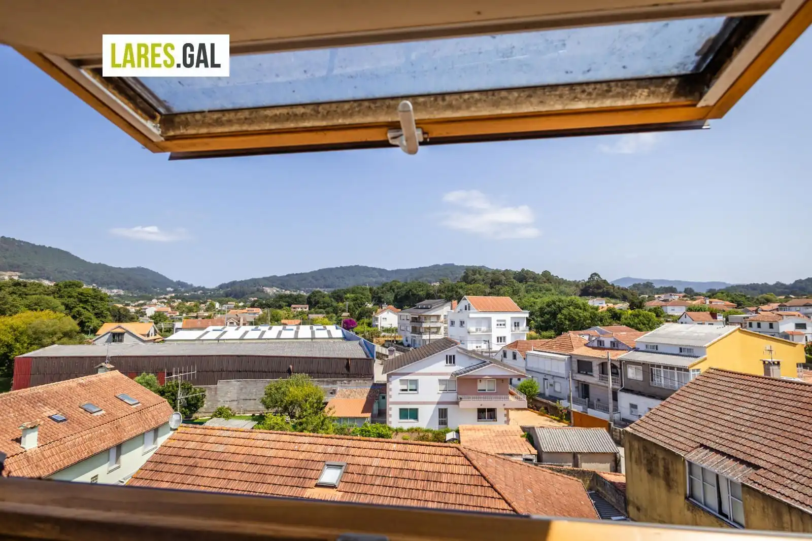 Terraza de Piso en venta en Cangas  con Trastero