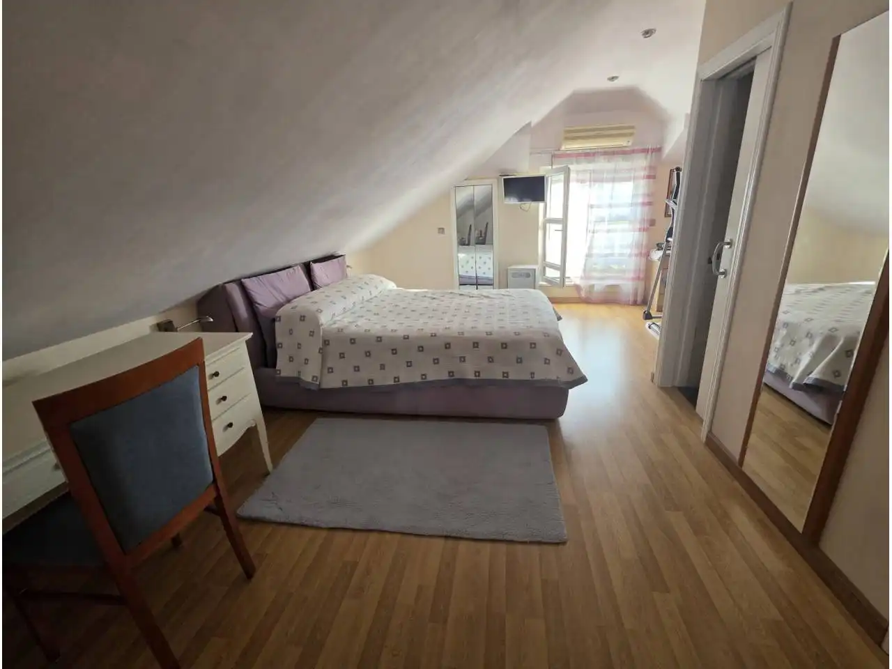 Habitación de Piso en venta en Piélagos con Calefacción, Terraza y Amueblado