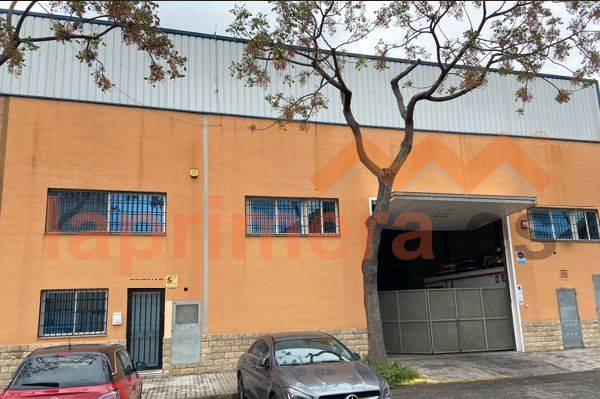 Nave industrial en Alquiler en Aldaia