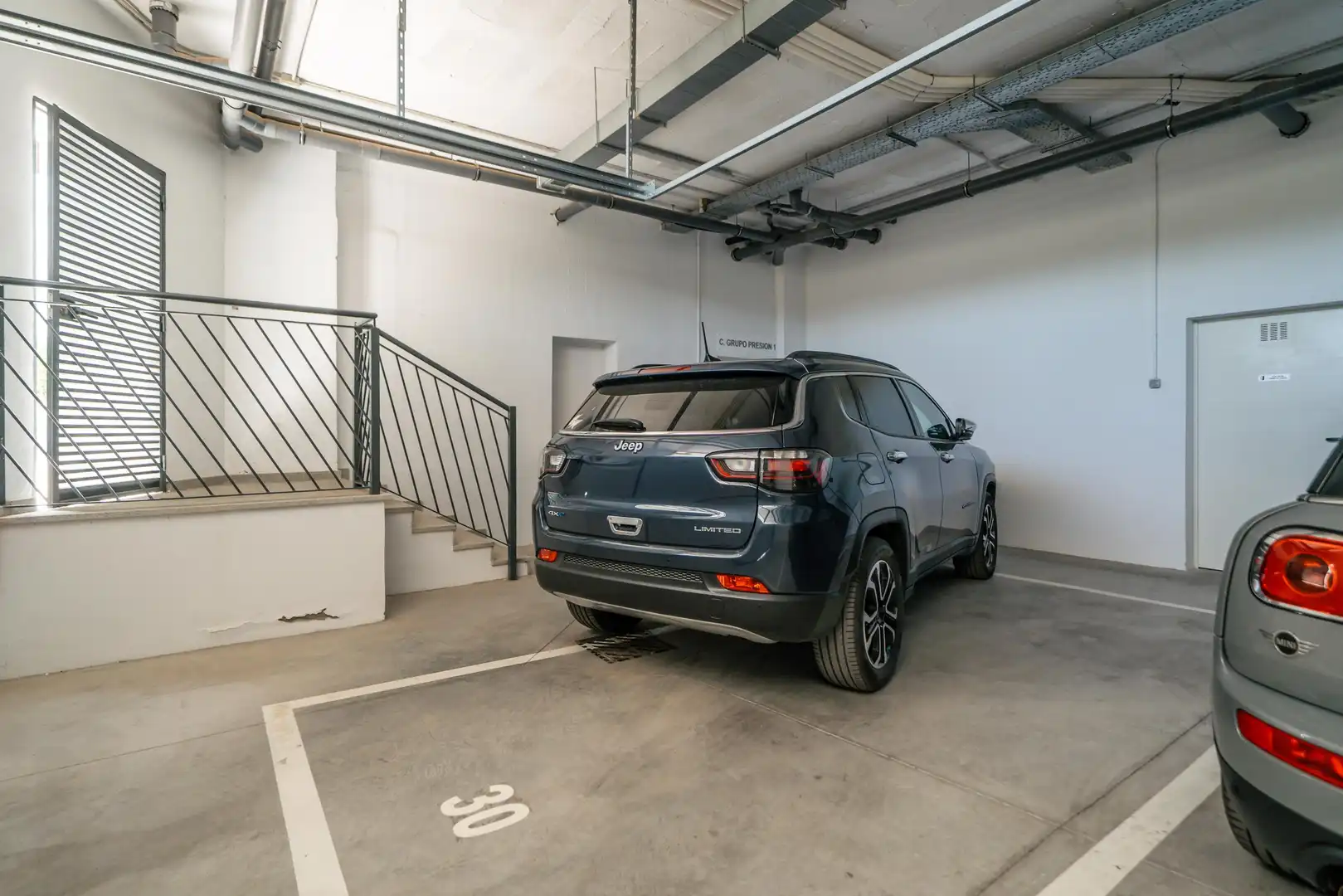 Parkplatz von Maisonette zur Miete in Marbella mit Klimaanlage, Heizung und Privatgarten