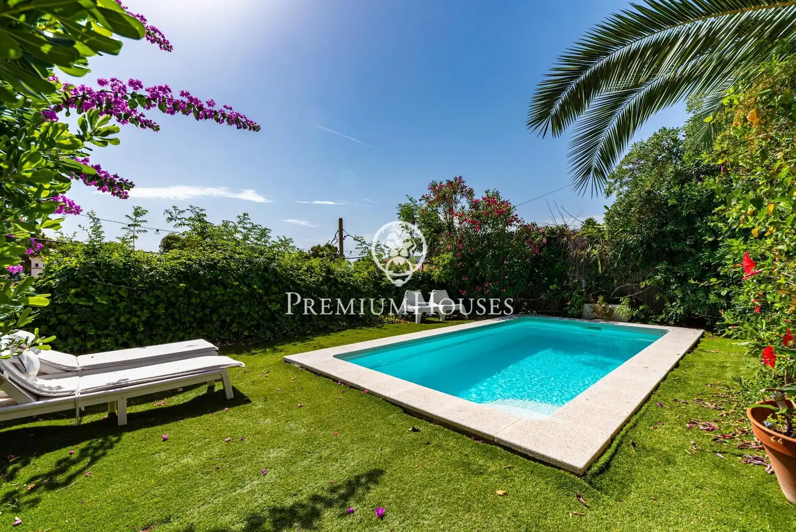 Swimming pool of Houses for sale in Castelldefels  with Heating, Private garden and Terrace