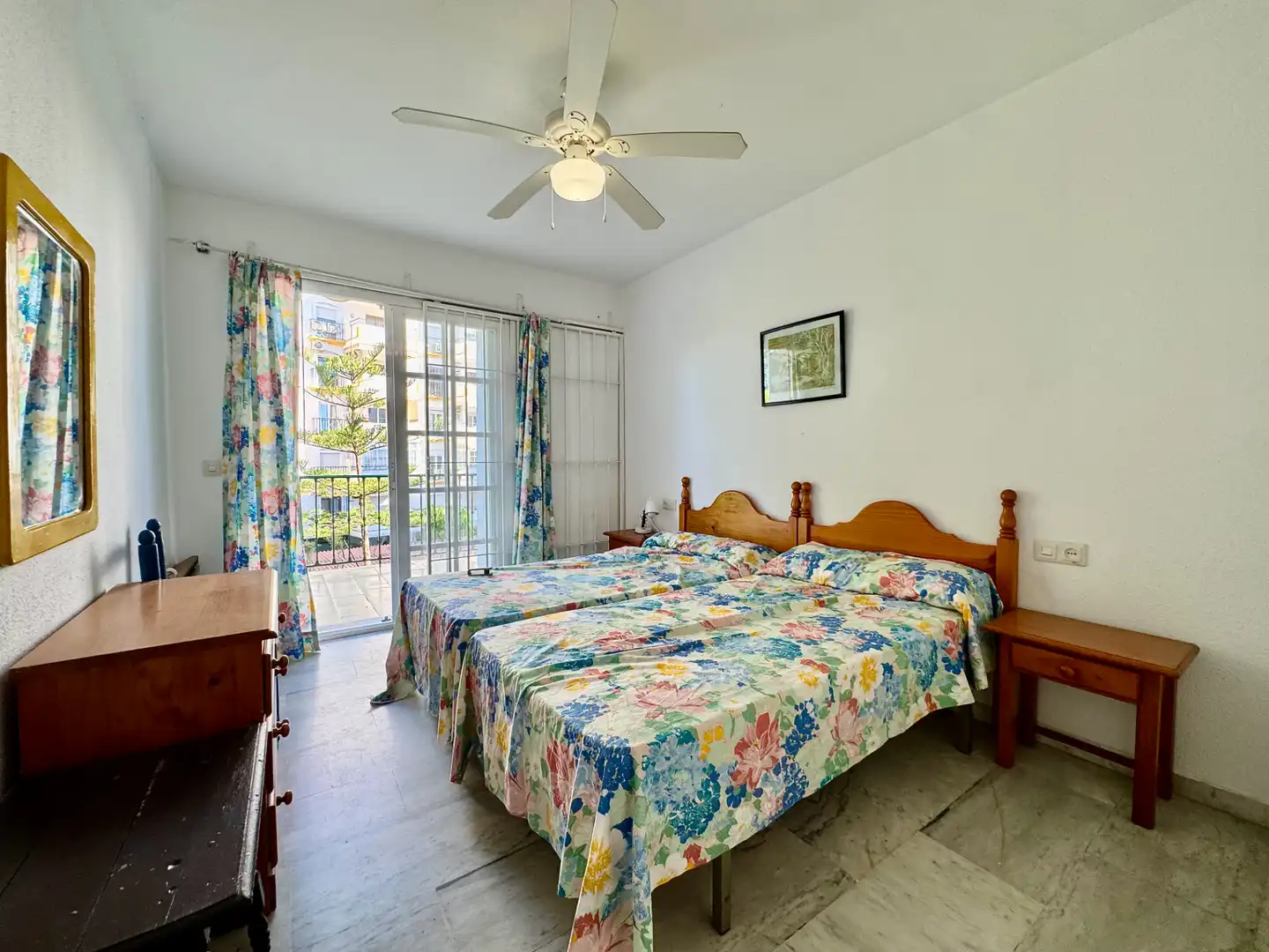 Bedroom of Detached homes for sale in Fuengirola  with Air Conditioner, Heating and Private garden