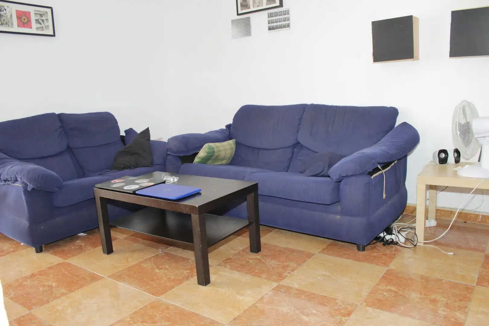 Living room of Flat for share in Sevilla  with Air Conditioner, Furnished and Washing machine