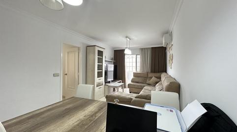 Foto 2 de Pis de lloguer a Cam. del Pato, Los Guindos - Parque Mediterráneo - Santa Paula, Málaga