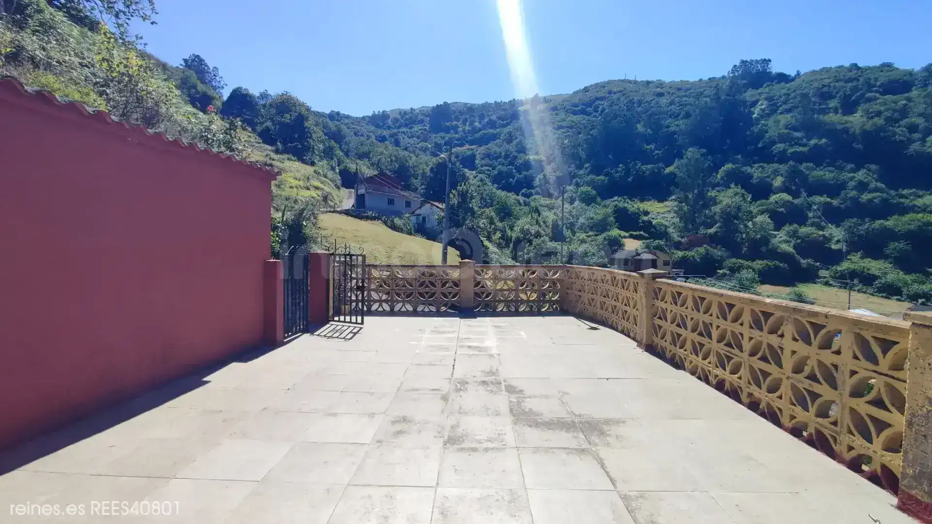 Terrace of Houses for sale in Mieres (Asturias)  with Heating, Terrace and Furnished
