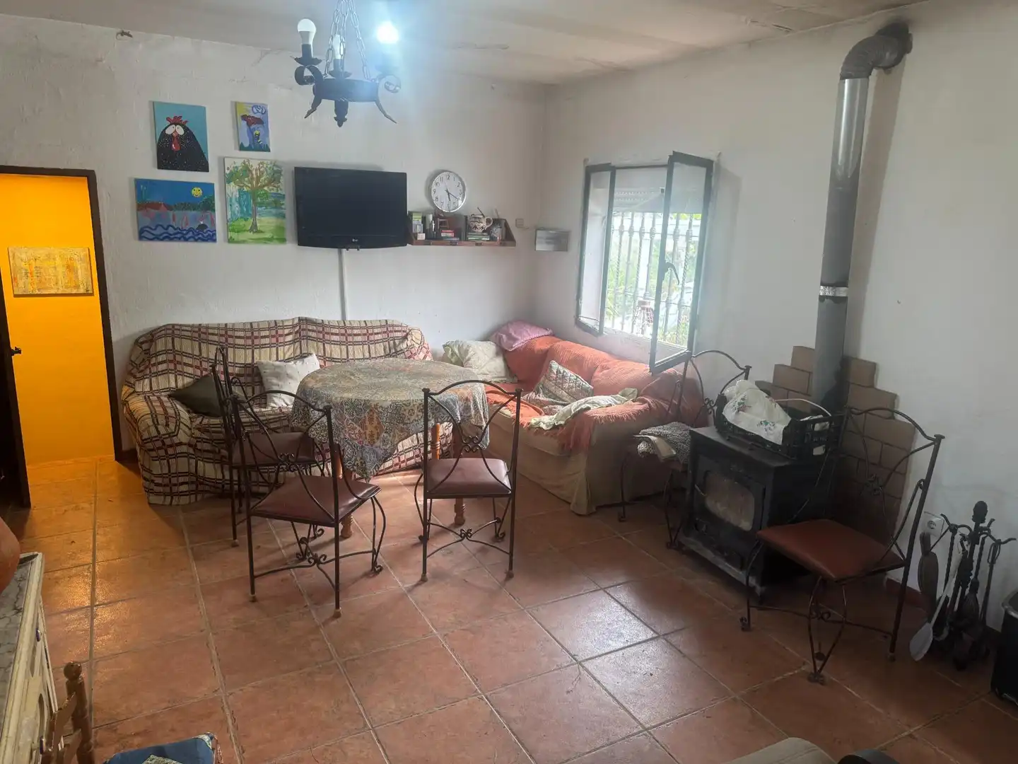 Sala d'estar de Finca rústica en venda en Cantillana amb Terrassa