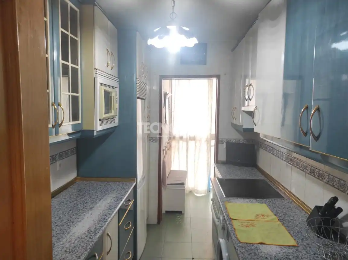 Cocina de Piso en venta en Guadalajara con Calefacción