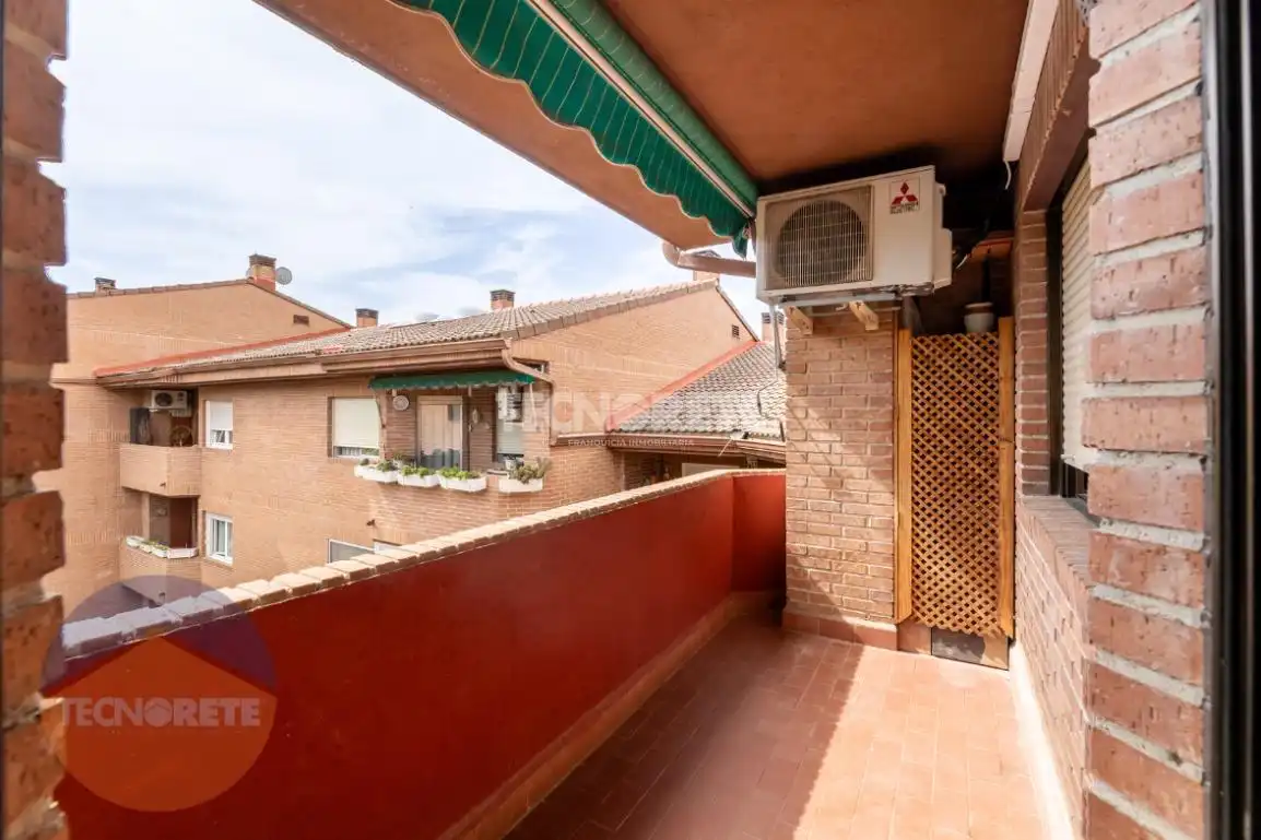 Terrassa de Pis de lloguer en Majadahonda amb Aire condicionat, Calefacció i Terrassa