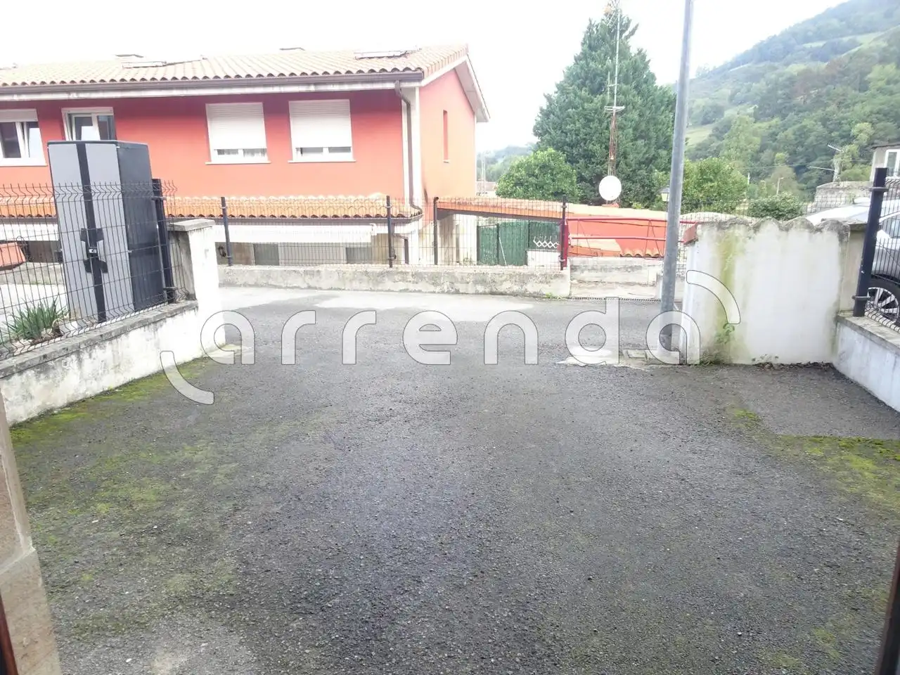 Vista exterior de Casa o xalet de lloguer en Santa María de Cayón, Cantabria