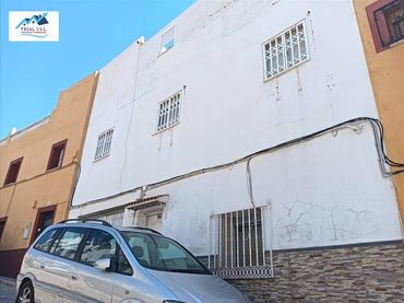 Casa en venda a Calle BUENAVISTA