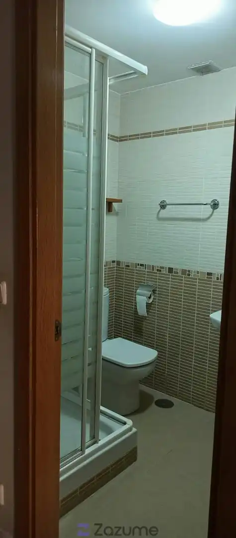 Baño de Piso de alquiler en Fuenlabrada con Aire acondicionado, Calefacción y Parquet